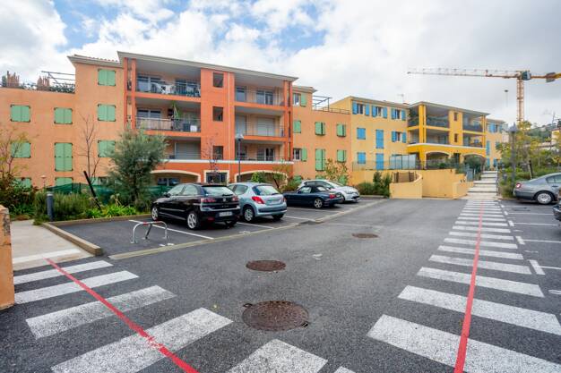 Garage/Stationnement à vendre 7 800 € 25 m² Nord Est Bormes-les-Mimosas 83230