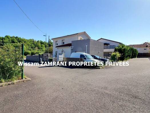 Maison à vendre 290 000 € 5 pièces 4 chambres 130 m² 496 m² de terrain Centre Ville Est Le Chambon-Feugerolles 42500