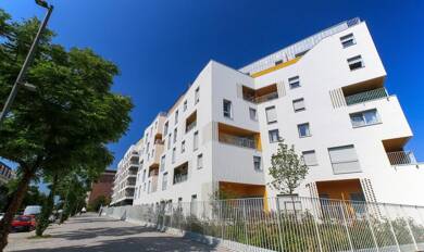 Garage/Stationnement à louer 106 € Le Point du Jour-Centre Gare Cergy Pontoise 95800