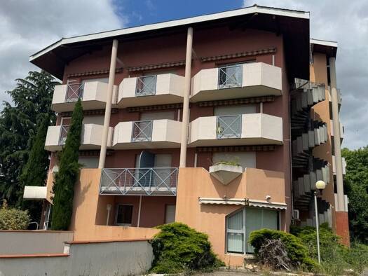 Appartement à vendre 59 900 € 2 pièces 1 chambre 29 m² Étage 4/4 École Paul Bert-Lycée Bernard Palissy Agen 47000