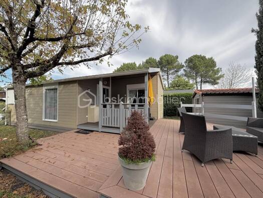 Terrain à vendre 135 000 € 232 m² de terrain Sainte-Gemme 17250