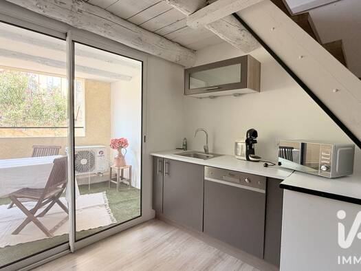 Maison à vendre 218 000 € 4 pièces 3 chambres 73 m² Eyragues 13630