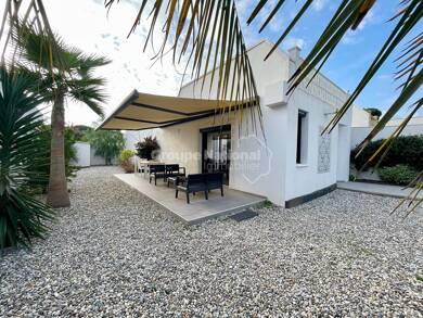 Maison de plain-pied à vendre 925 000 € 4 pièces 3 chambres 100 m² 423 m² de terrain Nord La Grande Motte 34280