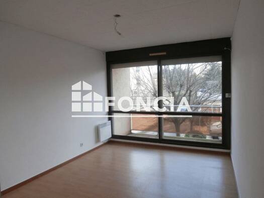 Appartement à louer 568 € 2 pièces 1 chambre 63,7 m² 1er étage Le Péage-de-Roussillon 38550