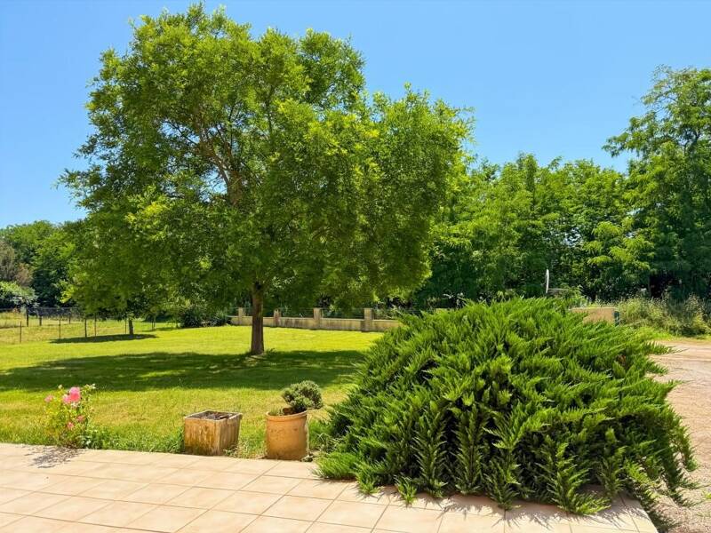 Maison à vendre, 225m², SAINT ETIENNE DE TULMONT