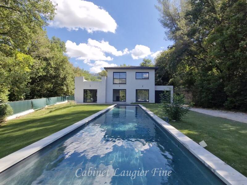 Maison à louer, 140m², ROQUEVAIRE