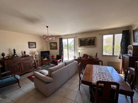 Maison à vendre 130 000 € 3 pièces 2 chambres 72 m² 1 400 m² de terrain Asnières Bourges 18000