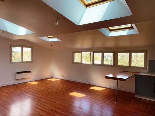 Appartement à louer 629 € 1 pièce 68 m² Janville 60150