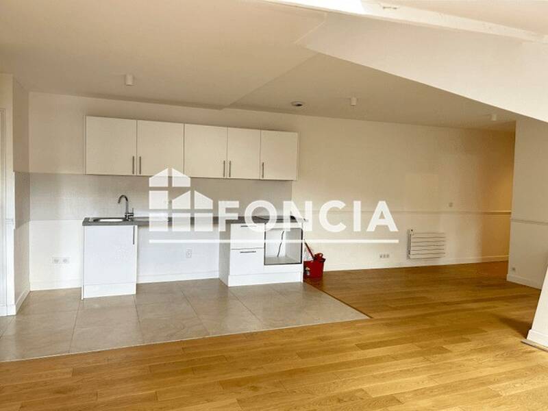 Maison à louer, 75m², PARIS 8E