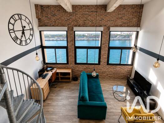 Loft à vendre 222 600 € 2 pièces 1 chambre 60 m² Étage 2/2 Jonquieres Centre Martigues 13500