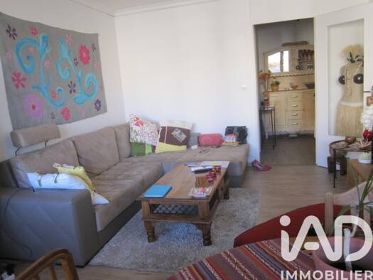 Appartement à vendre 99 000 € 3 pièces 2 chambres 68 m² Étage 3/3 Le Bois de Saint Bon Paron 89100