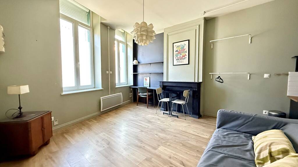 Appartement à vendre 129 000 € 1 pièce 1 chambre 30 m² RDC/2 Wazemmes Lille 59000