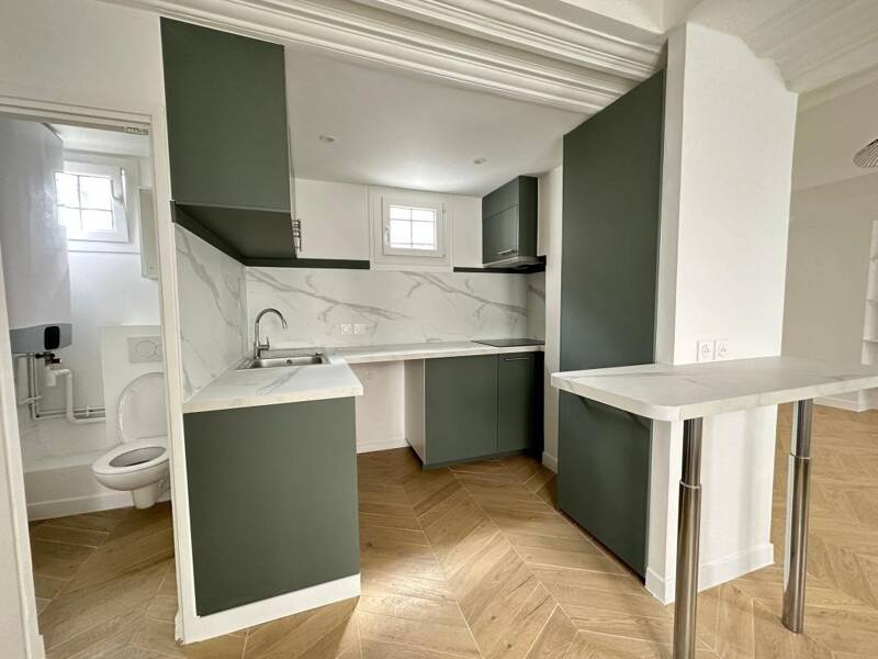 Maison à louer, 49m², PARIS 7E