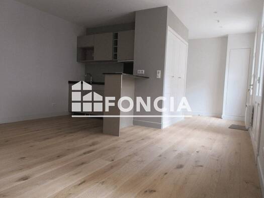 Appartement à louer 370 € 1 pièce 28,3 m² RDC/2 dès le 25/04/2026 Bourg-Charité Narbonne 11100