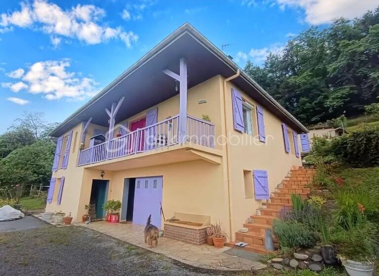 Maison à vendre 221 000 € 5 pièces 3<br/>chambres 110 m²<br/>superficie 2 080 m²<br/>terrain Escou 64870