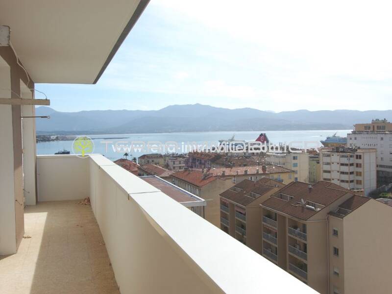 Maison à louer, 84m², AJACCIO