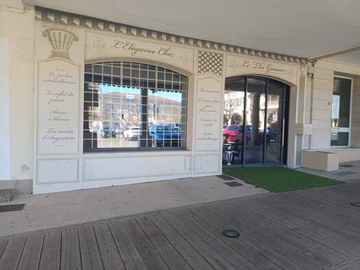 Immeuble à vendre 280 000 € 195 m² Geaune 40320