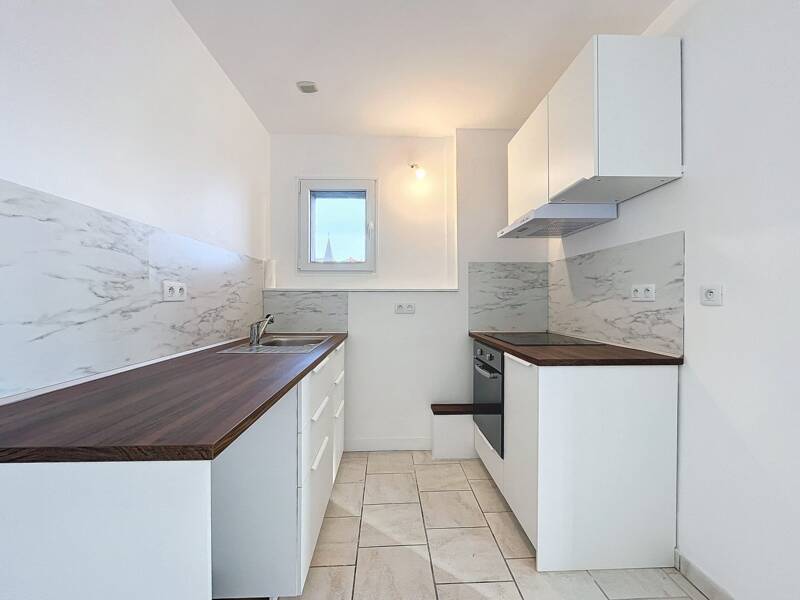 Maison à louer, 38m², RILLIEUX LA PAPE