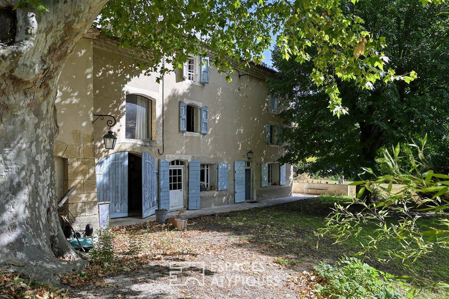 Maison à vendre, 445m², LA TOUR D'AIGUES