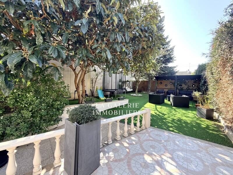 Maison à vendre, 186m², SURESNES
