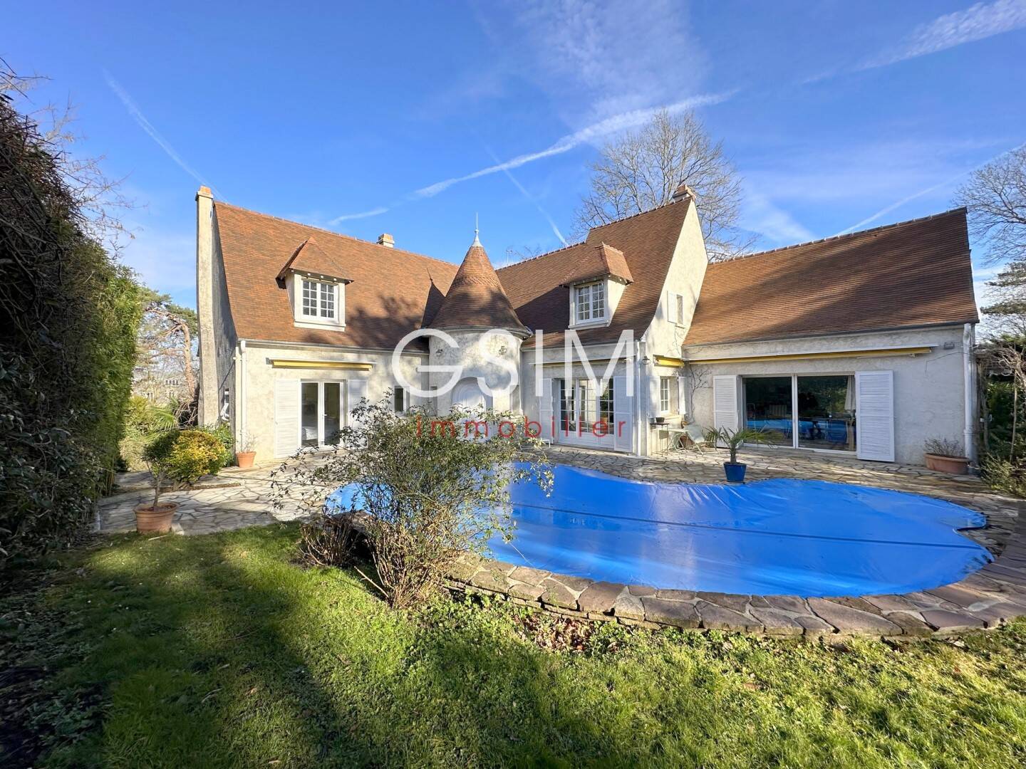 Maison à vendre, 330m², MARNES LA COQUETTE