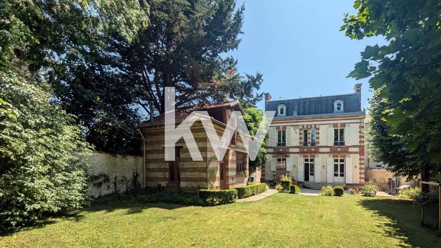 Maison à vendre, 257m², DEUIL LA BARRE