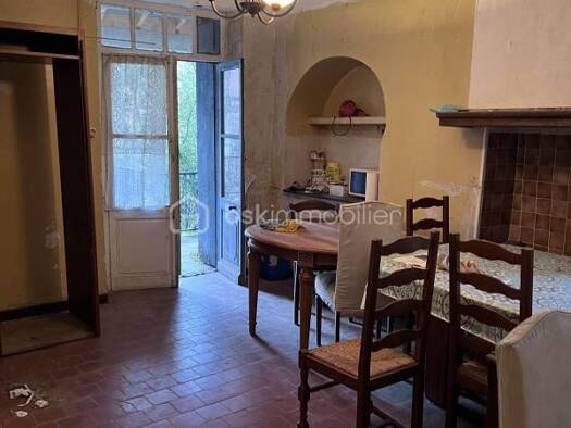 Maison à vendre 128 000 € 6 pièces 4 chambres 144 m² 203 m² de terrain Bez-et-Esparon 30120