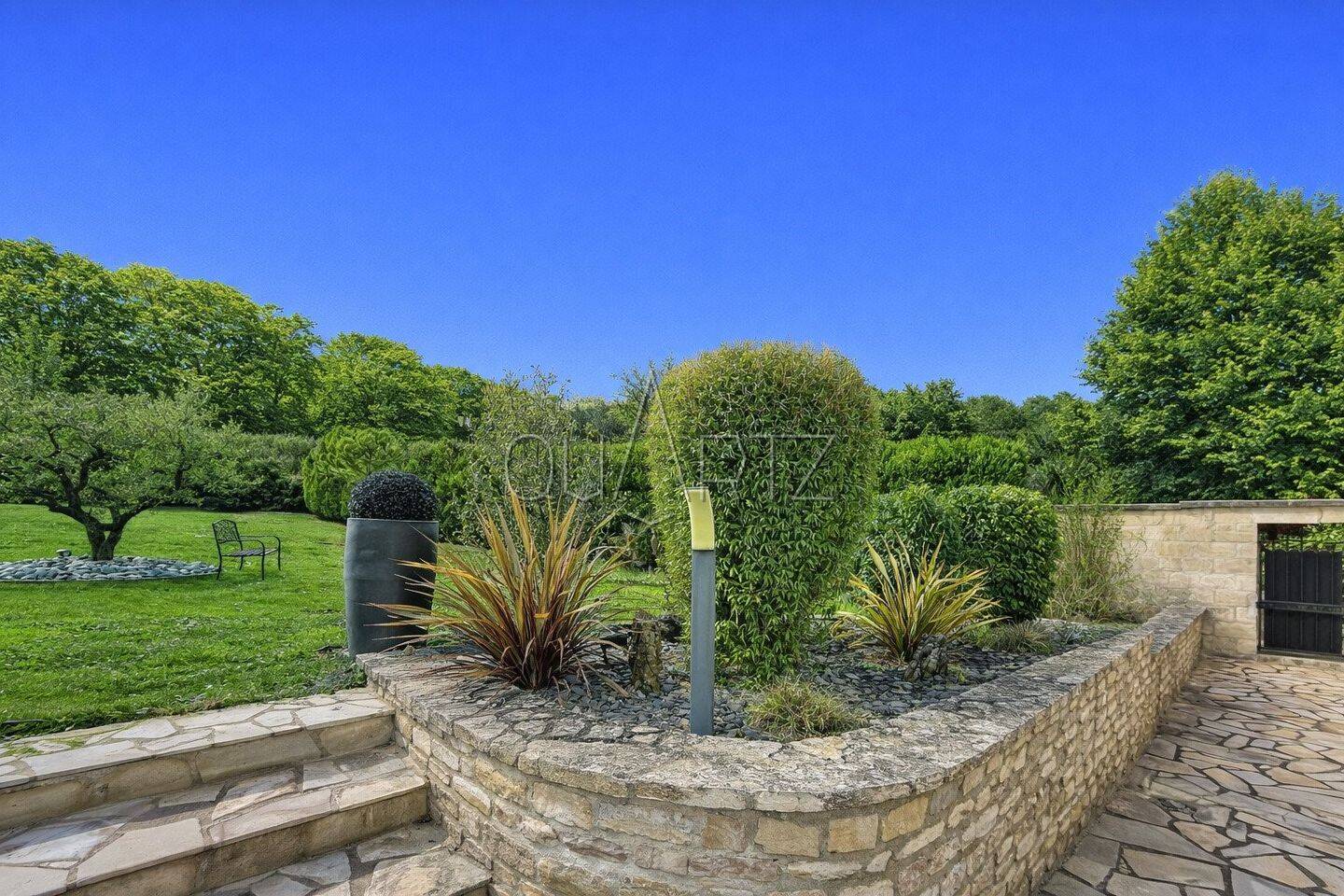 Maison à vendre, 208m², NESLES LA VALLEE