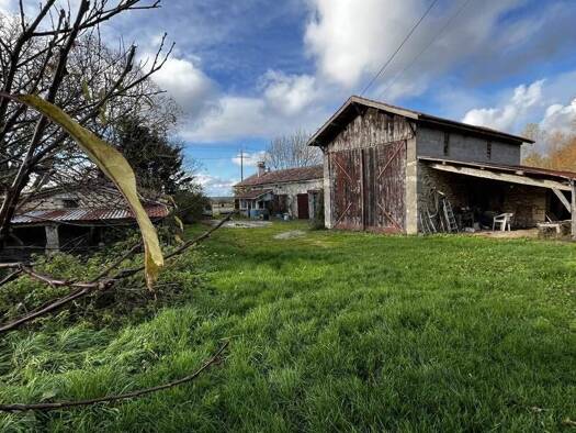 Maison de plain-pied à vendre 99 900 € 3 pièces 2 chambres 87 m² 8 859 m² de terrain Saint-Étienne-de-Villeréal 47210