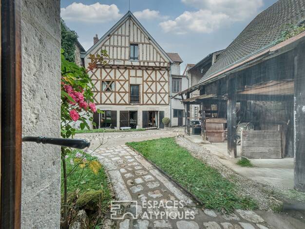 Maison à vendre 285 000 € 10 pièces 5 chambres 245 m² 405 m² de terrain Châtillon-sur-Loire 45360