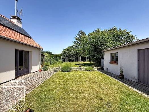 Maison de plain-pied à vendre 280 000 € 5 pièces 4 chambres 118 m² 815 m² de terrain Morbecque 59190