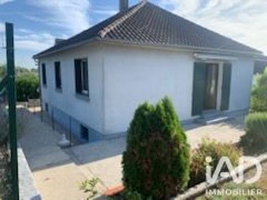 Maison de plain-pied à vendre 158 000 € 4 pièces 3 chambres 77,27 m² 1 331 m² de terrain Breteuil 60120