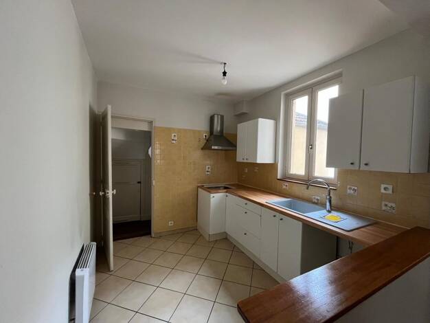 Maison de ville à louer 1 000 € 3 pièces 2 chambres 68 m² Nord Ouest La Ferté-sous-Jouarre 77260
