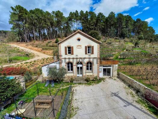 Maison à vendre 279 000 € 7 pièces 5 chambres 170 m² 1 980 m² de terrain Portes 30530