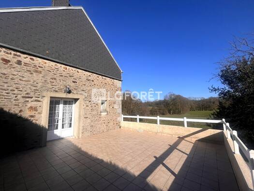 Maison à vendre 81 750 € 4 pièces 3 chambres 90 m² 1 500 m² de terrain Saint-Georges-des-Groseillers 61100