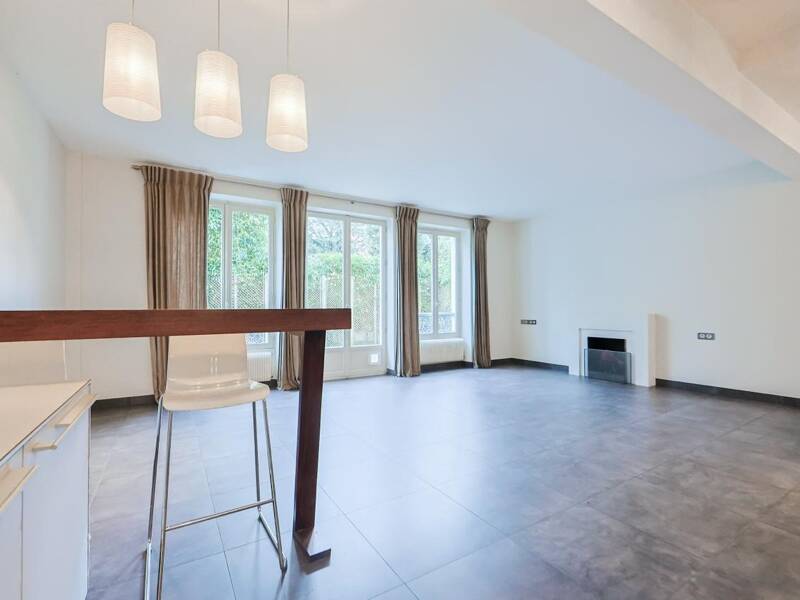 Maison à louer, 143m², PARIS 16E