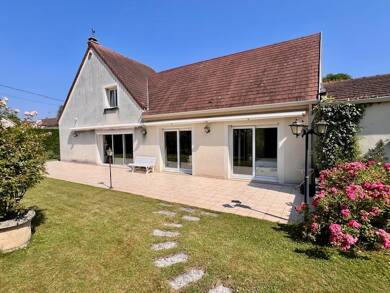 Maison à vendre 525 000 € 8 pièces 6 chambres 247 m² 1 000 m² de terrain Sens 89100