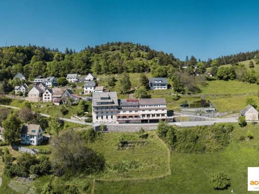 Hôtel à vendre Fonds de commerce 630 500 € 1 732 m² d'espace de restauration Hohrod 68140