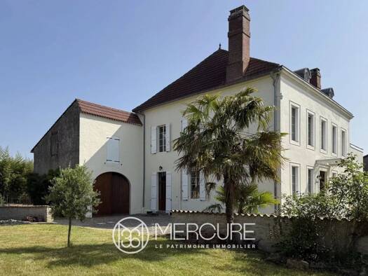 Maison de ville à vendre 645 000 € 12 pièces 6 chambres 372 m² 3 219 m² de terrain Plaisance 32160