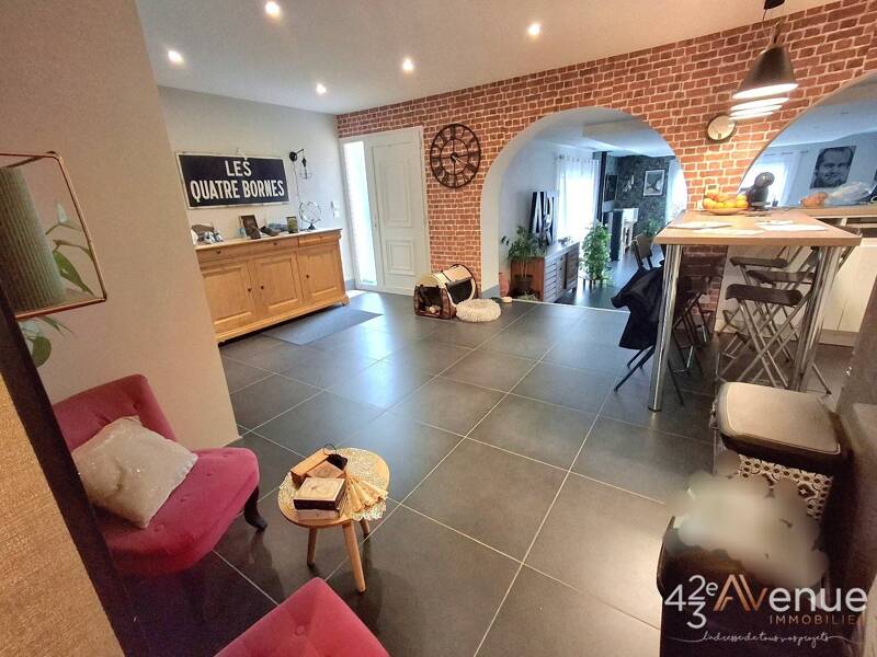 Maison à vendre, 161m², SURY LE COMTAL