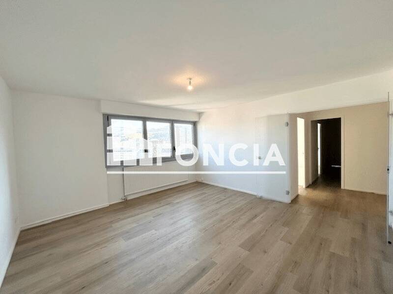 Maison à louer, 68m², SAINT ETIENNE