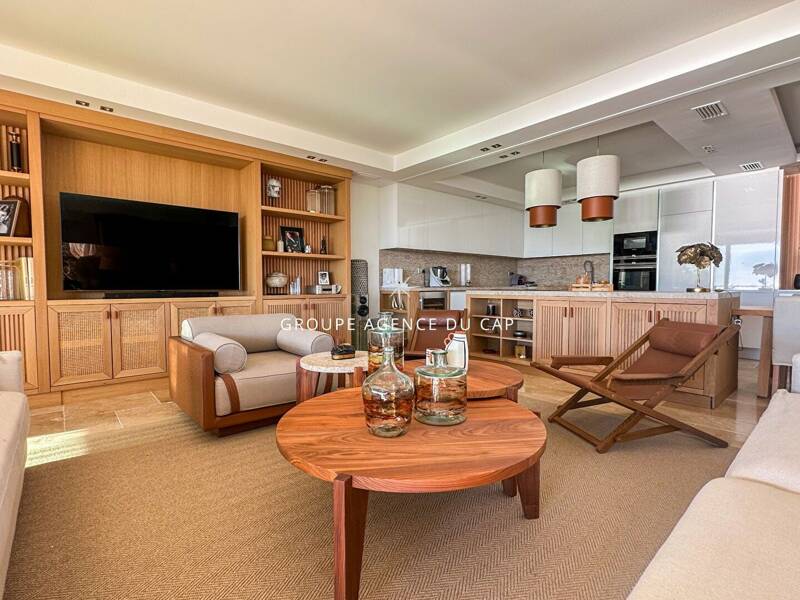 Maison à vendre, 177m², ROQUEBRUNE SUR ARGENS