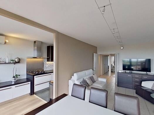 Appartement à vendre 262 500 € 4 pièces 3 chambres 83 m² Étage 2/15 La Duchère Lyon 9ème arrondissement 69009