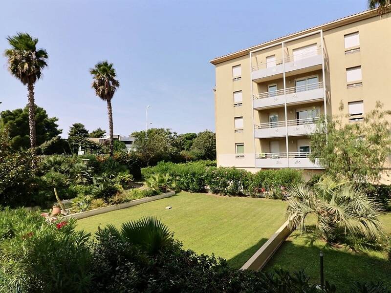 Maison à louer, 83m², MARSEILLE 8E