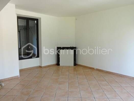 Maison de ville à vendre 265 000 € 4 pièces 3 chambres 101 m² 204 m² de terrain Centre Ville Corbeil-Essonnes 91100