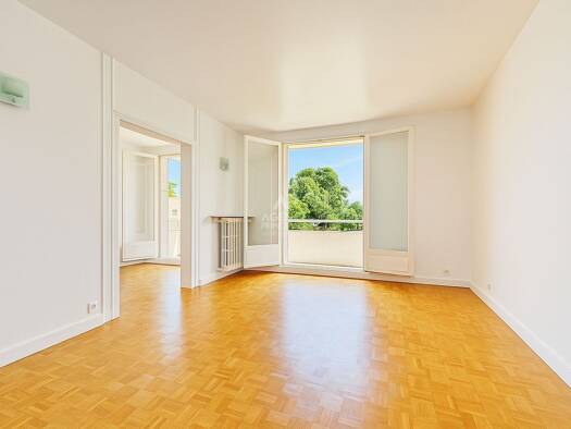 Appartement à vendre 290 000 € 3 pièces 2 chambres 56 m² Étage 1/3 Thierry-Saint Cloud Ville d Avray 92410