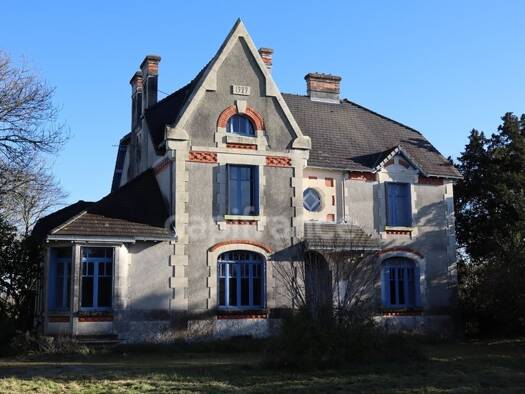Demeure à vendre 373 000 € 12 pièces 8 chambres 334 m² 6 674 m² de terrain Bors (Canton de Charente-Sud) 16360