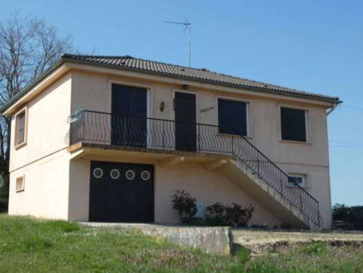 Maison à vendre 109 900 € 3 pièces 2 chambres 71 m² 1 839 m² de terrain Le Breuil 71670