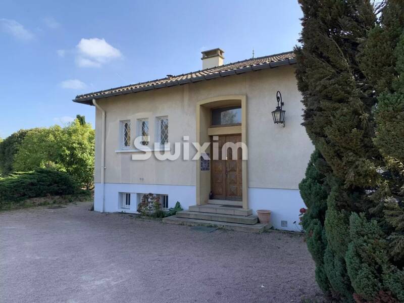 Maison à vendre, 225m², CHARNAY LES MACON