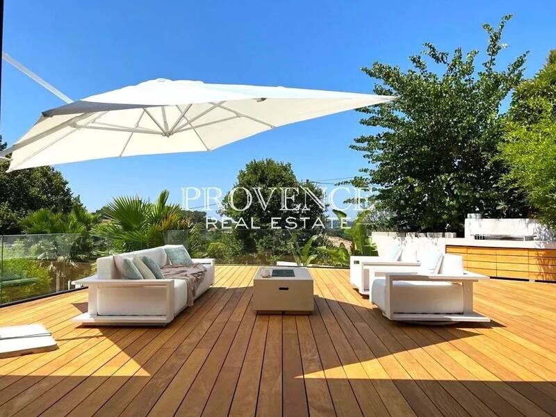 Maison à louer, 280m², MARSEILLE 11E